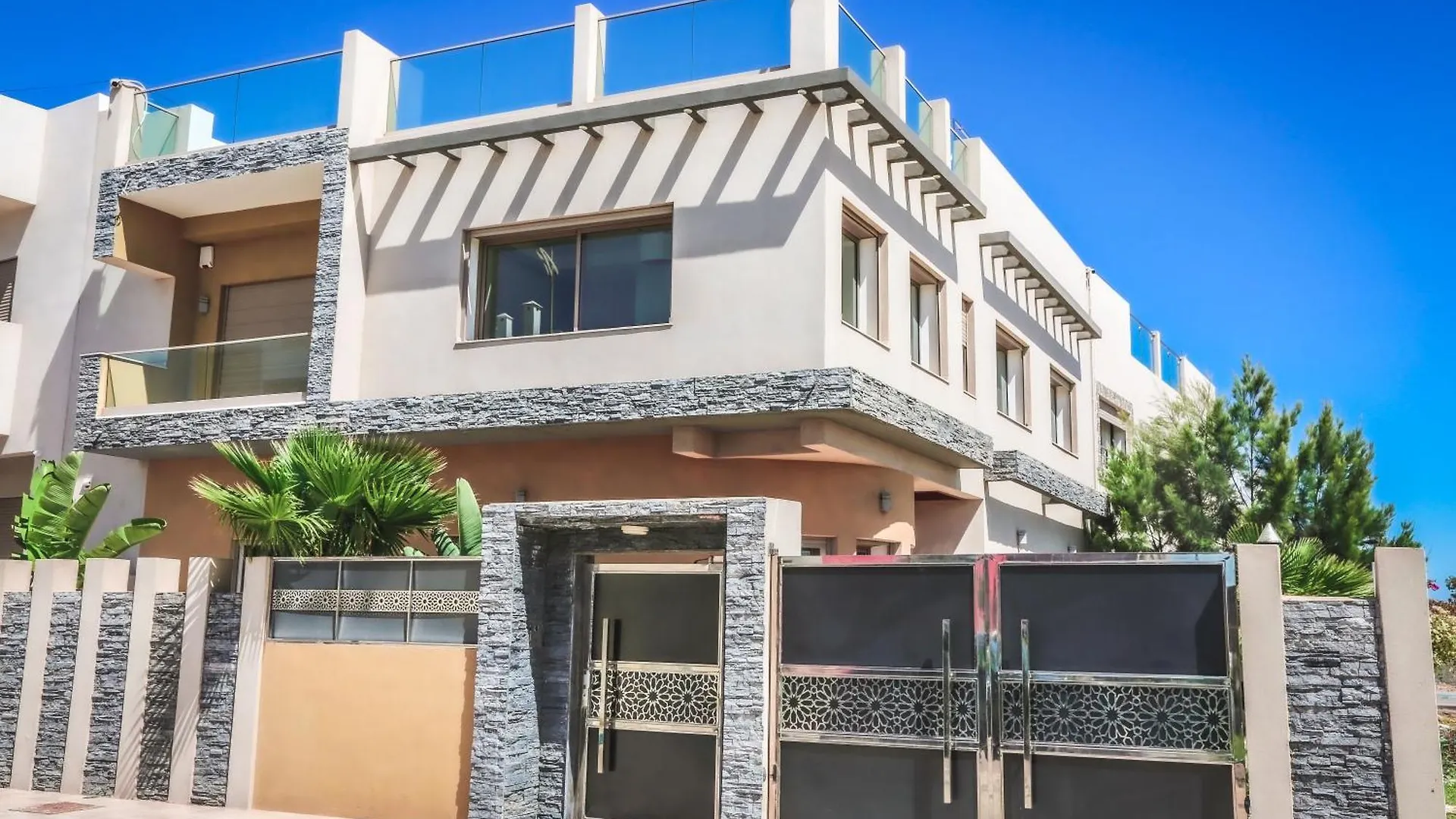 Villa Moderne A 5 Min De La Plage Avec Jardin Et 3 Salons Essaouira